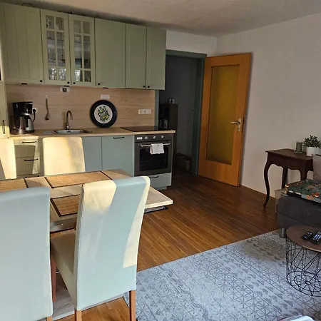 Haus Am Kuhsee Δωμάτια σε οικογενειακή κατοικία
