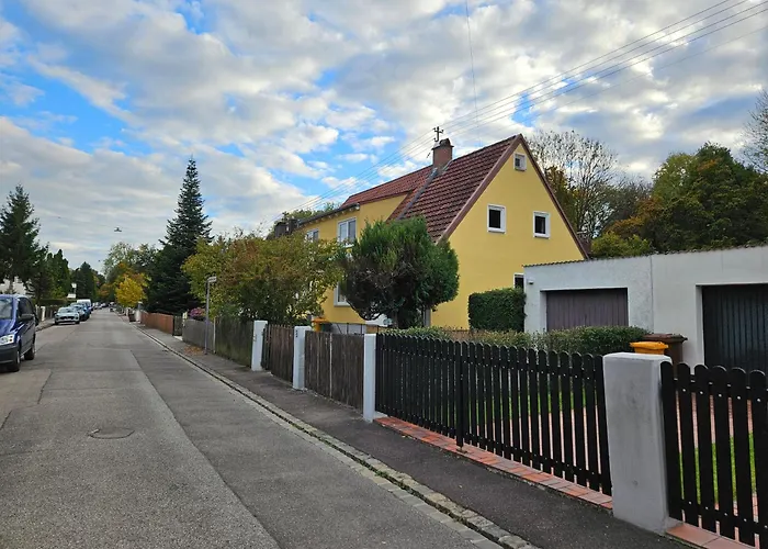 Haus Am Kuhsee בית אירוח אוגסבורג