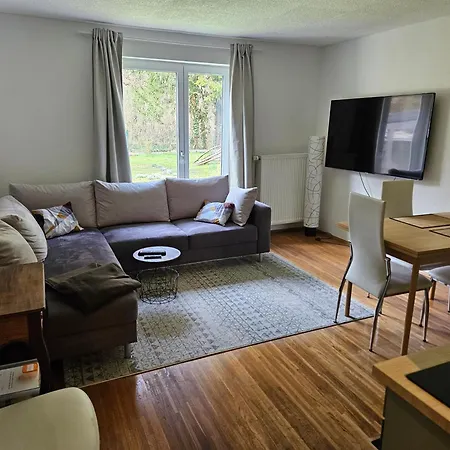 Homestay Haus Am Kuhsee